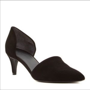 Vince Aurelian d’Orsay pump, size 6M/36 Euro
